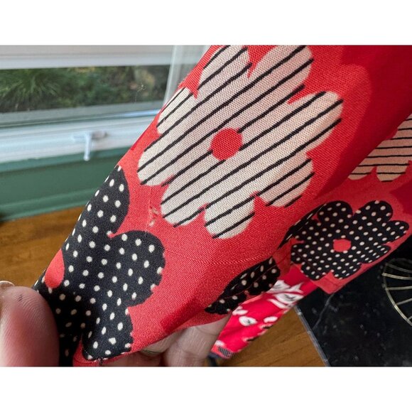 Vintage 80s muumuu, red, coral, black white floral, nylon hostess dress, cinched - Picture 8 of 9